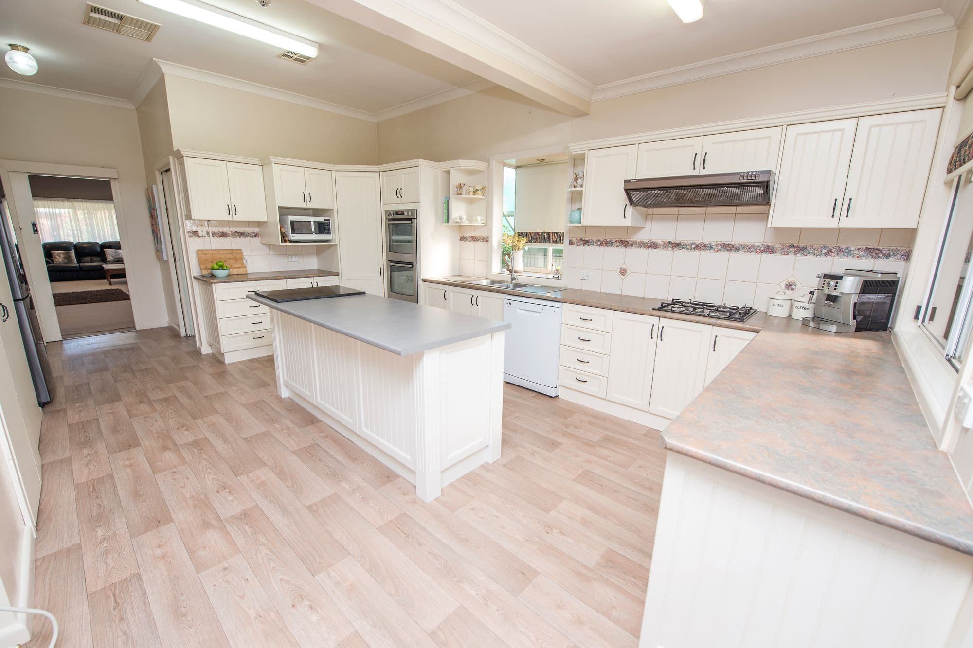 6 Elizabeth Street, Swan Hill VIC 3585, Swan Hill - Thumbnail 7