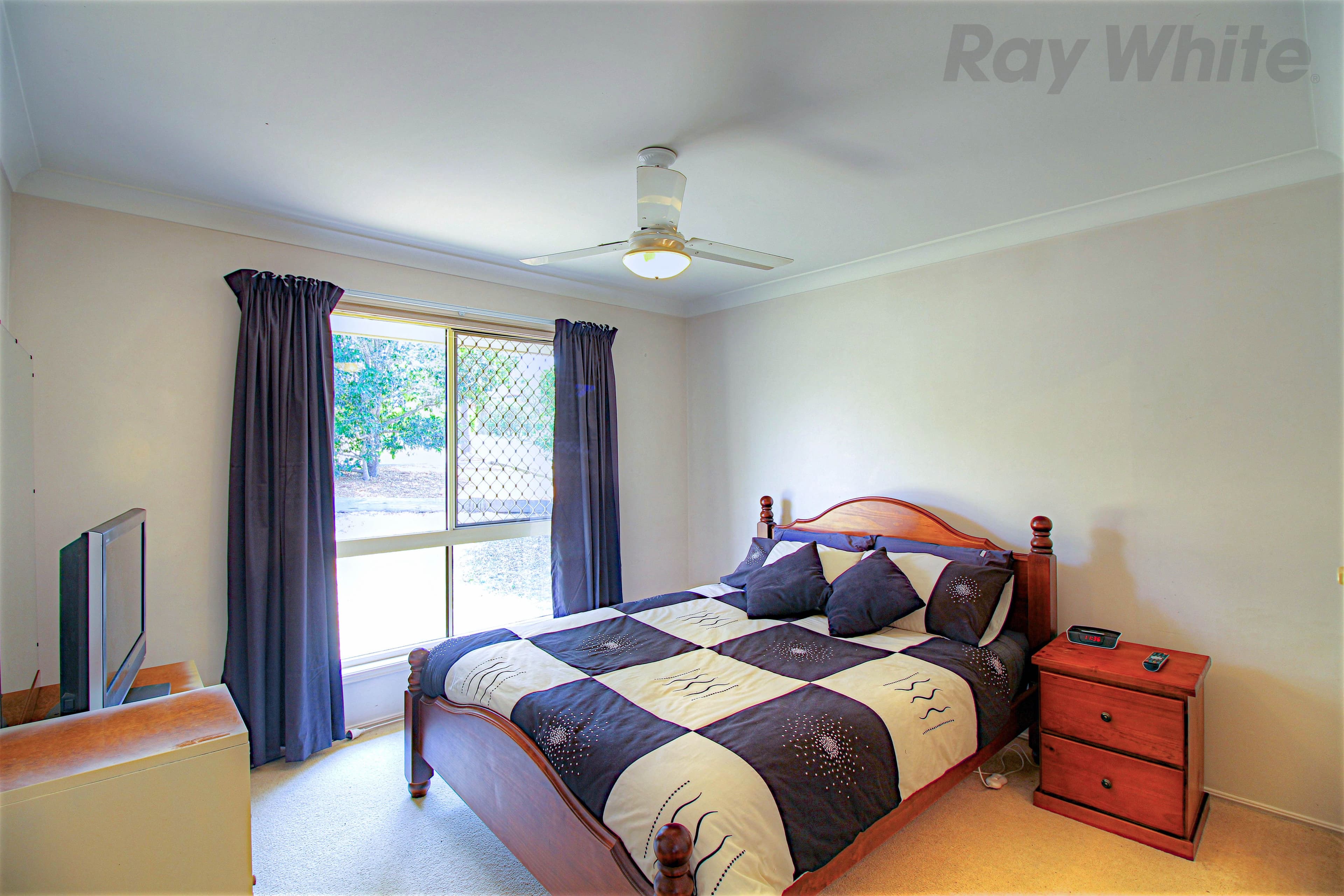 3 Hillcrest Place, Flinders View QLD 4305, Flinders View - Thumbnail 6
