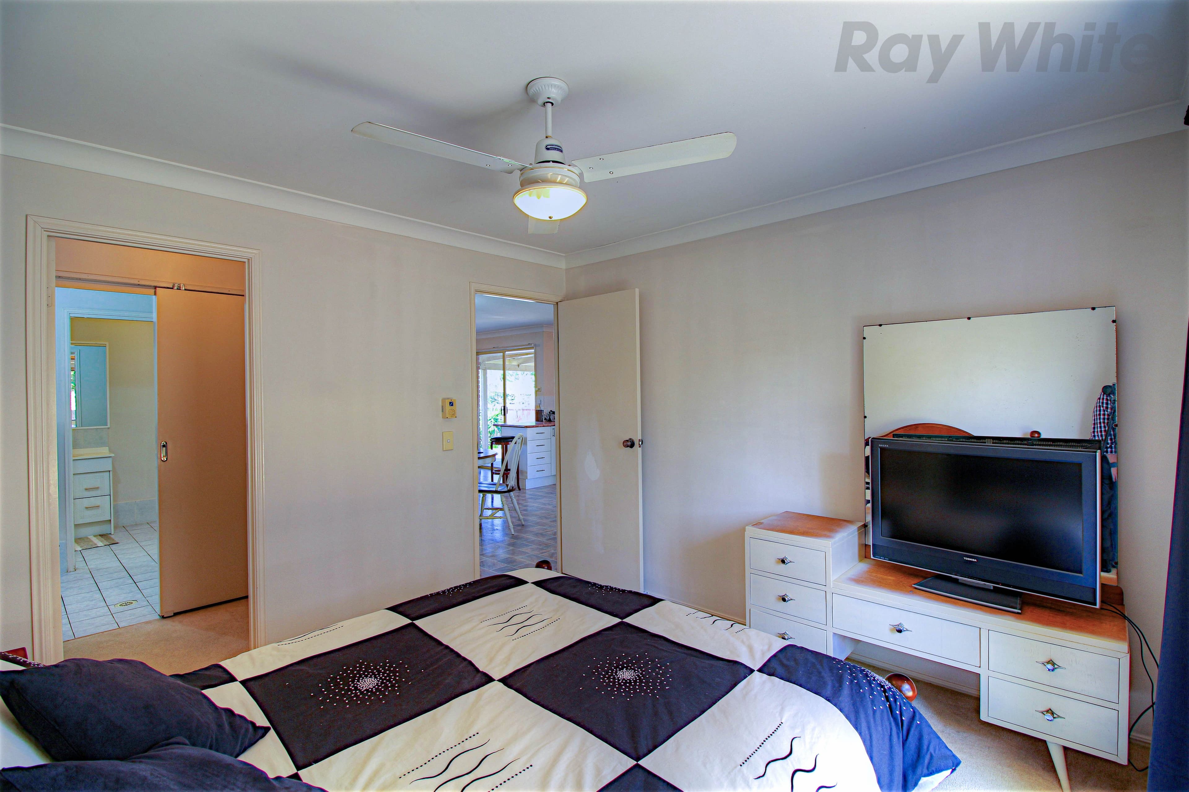 3 Hillcrest Place, Flinders View QLD 4305, Flinders View - Thumbnail 7