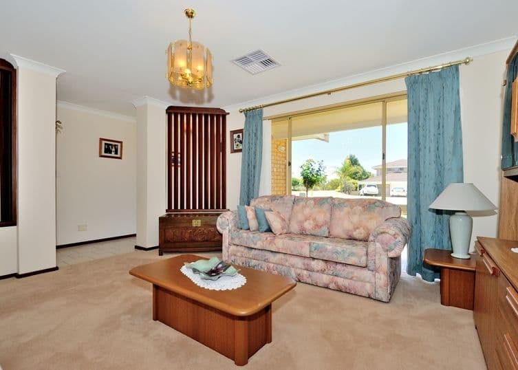 2 Rome Way, Dianella WA 6059, Dianella - Thumbnail 2