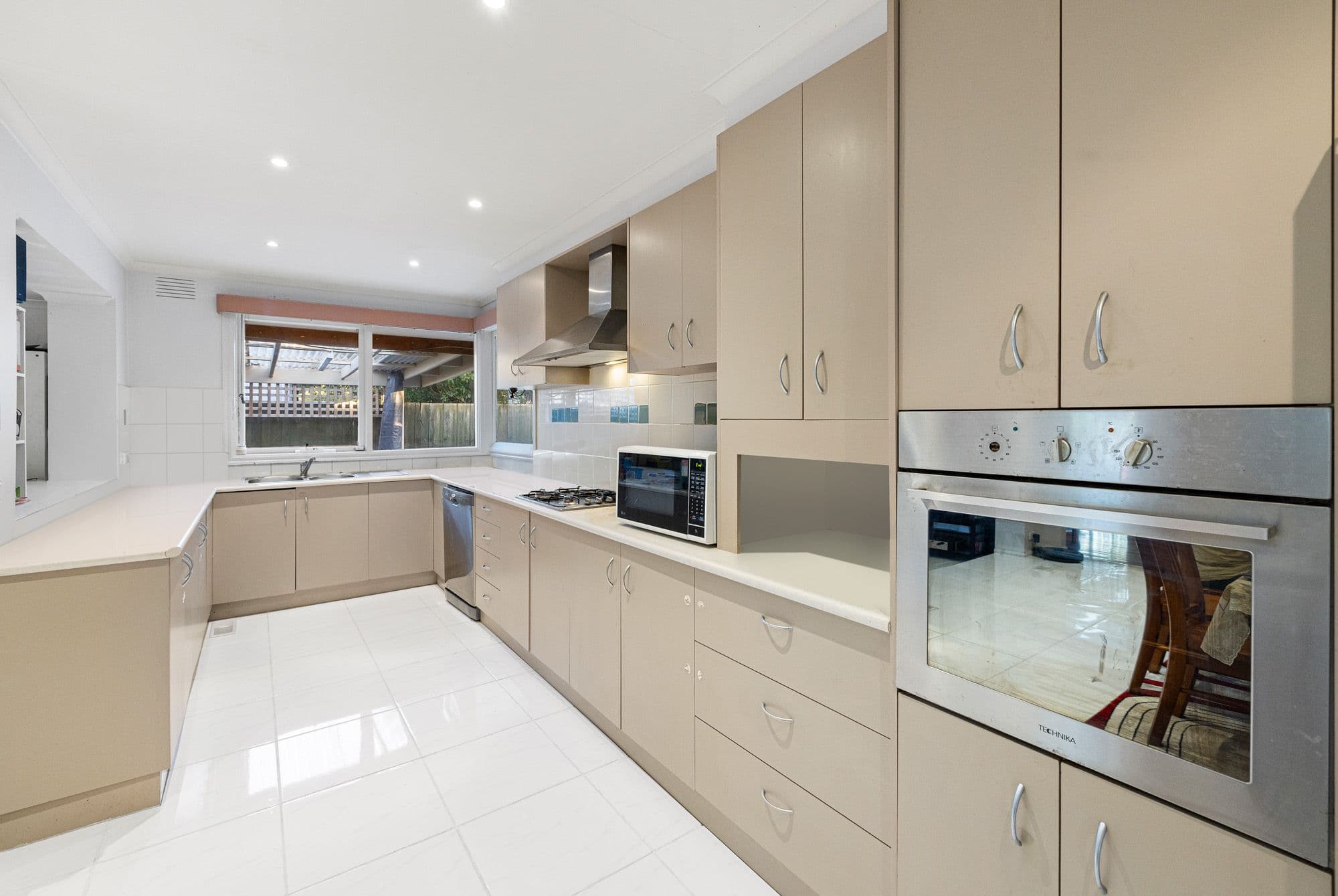 7 Grant Avenue, Werribee VIC 3030, Werribee - Thumbnail 3