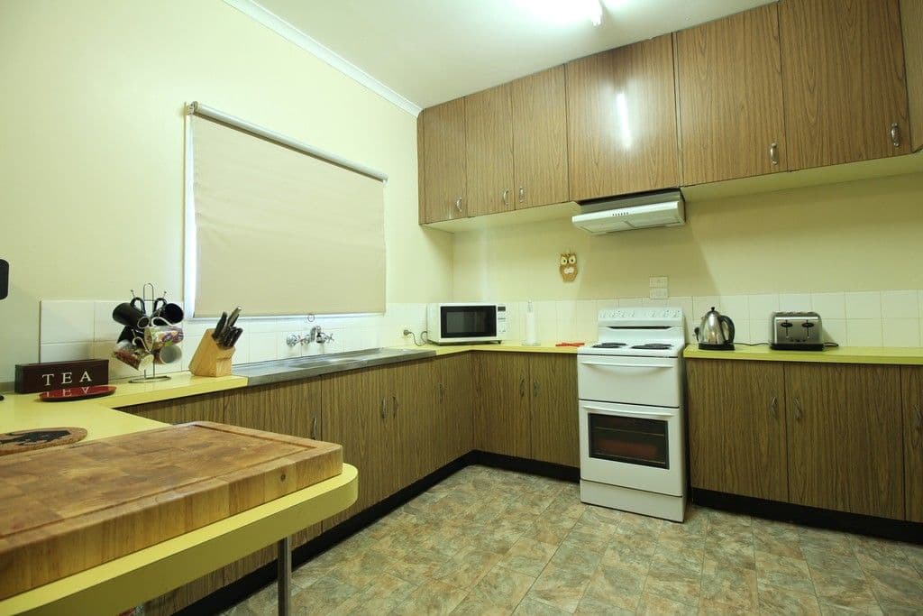 4 Spica Place, Emerald QLD 4720, Emerald - Thumbnail 2