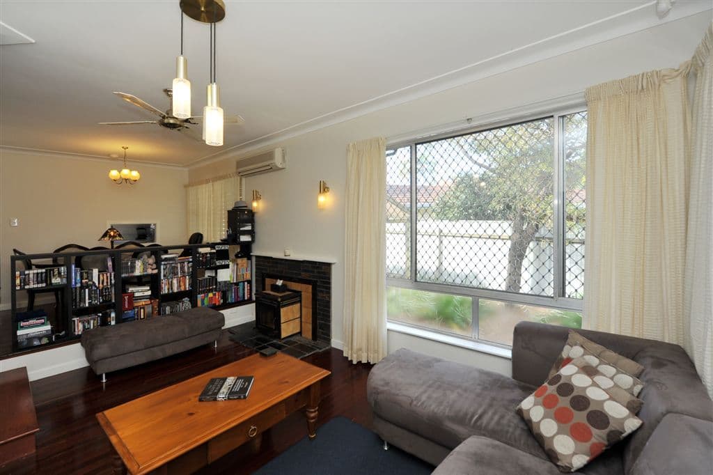 1 Girrawheen Street, RANGEVILLE QLD 4350, Rangeville - Thumbnail 3