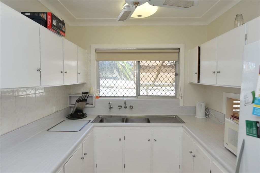 1 Girrawheen Street, RANGEVILLE QLD 4350, Rangeville - Thumbnail 5