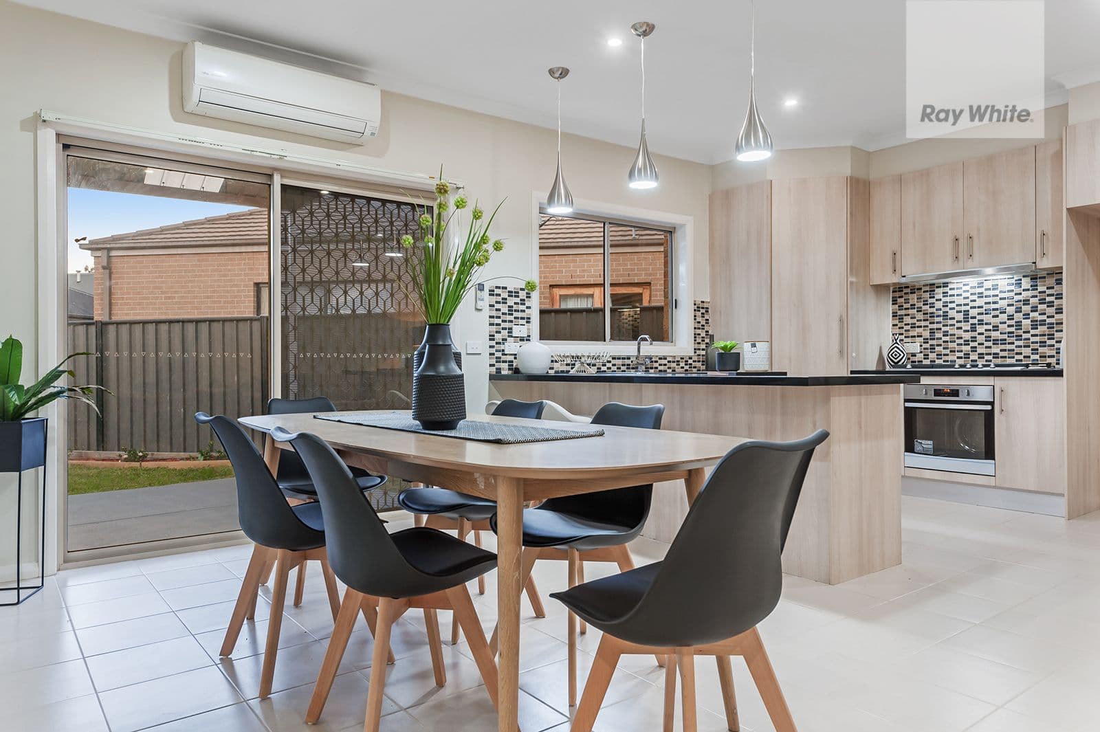 5 Elland Court, Craigieburn VIC 3064, Craigieburn - Thumbnail 6