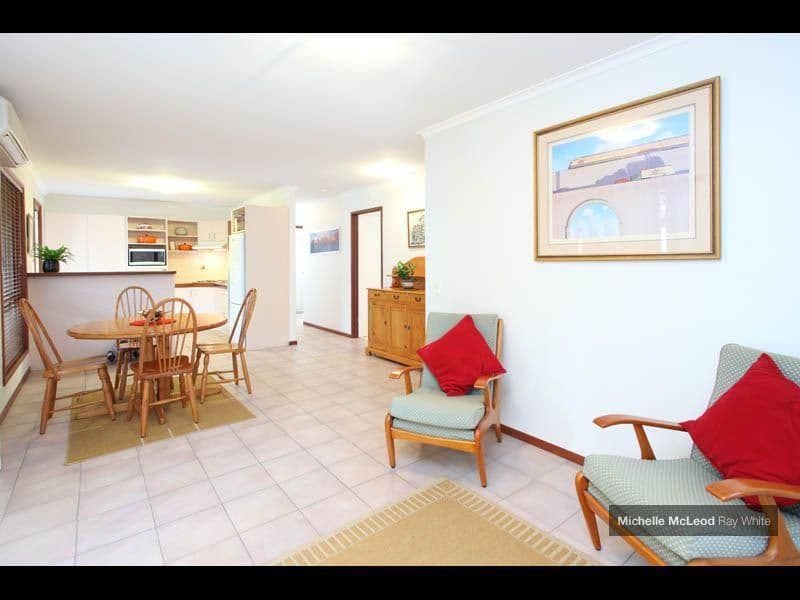 9 Moondarra Street, CHAPEL HILL QLD 4069, Chapel Hill - Thumbnail 6
