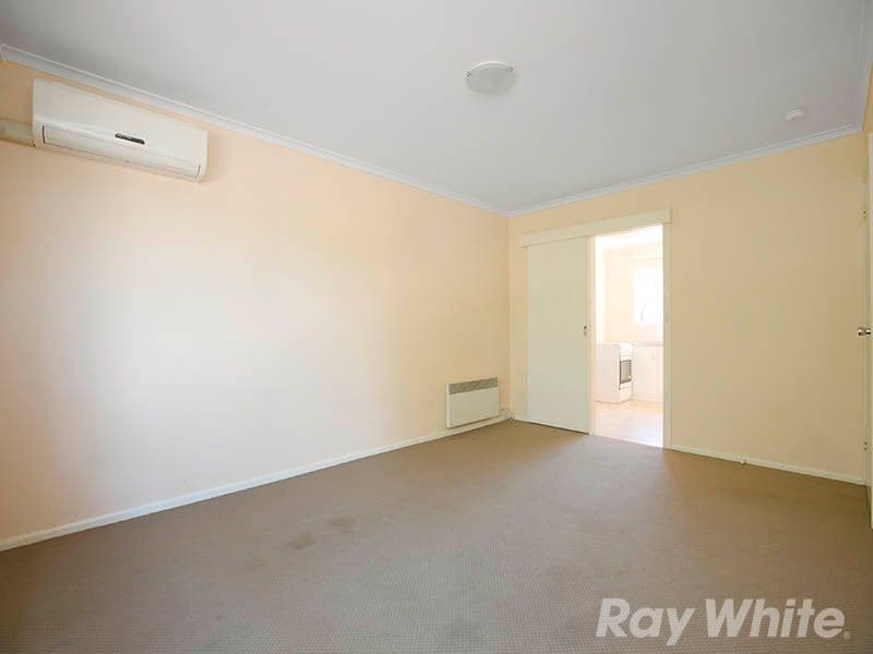 30 Latrobe Street, Mentone VIC 3194, Mentone - Thumbnail 2