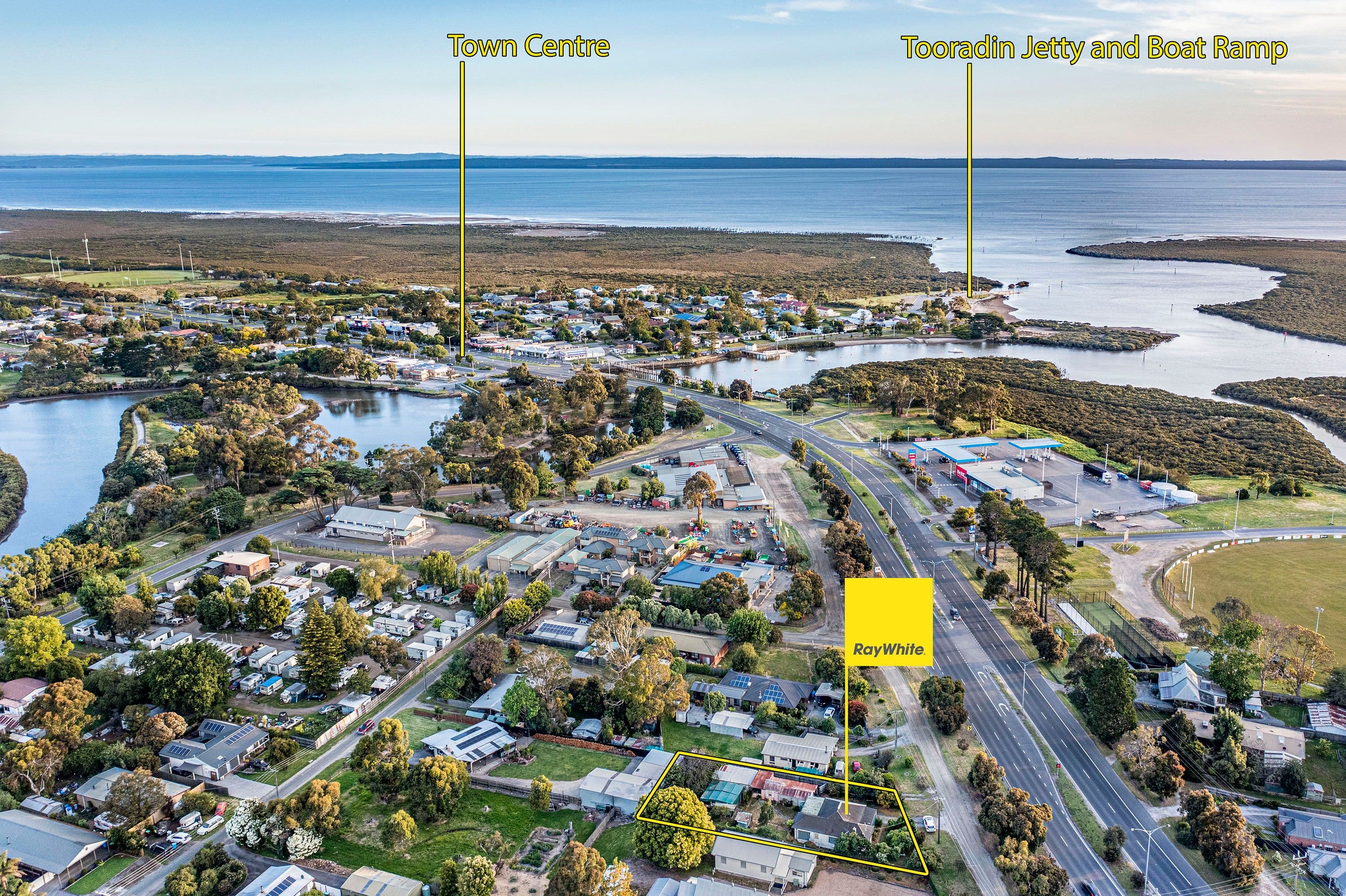 63 South Gippsland Highway, Tooradin VIC 3980, Tooradin - Thumbnail 3