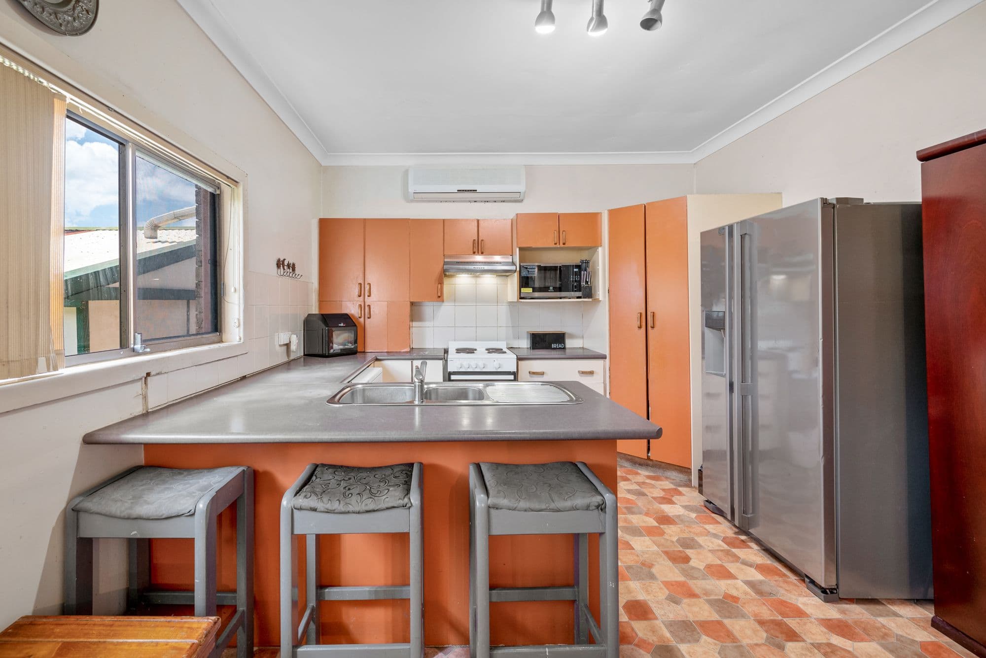 28 College Road, Campbelltown NSW 2560, Campbelltown - Thumbnail 3