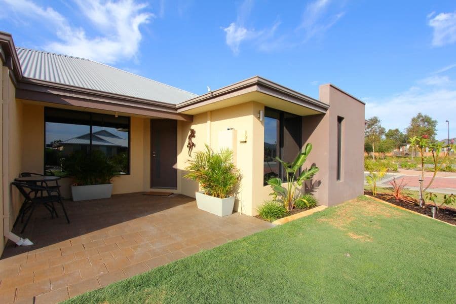 11 Jervis Drive, ELLENBROOK WA 6069, Ellenbrook - Thumbnail 2