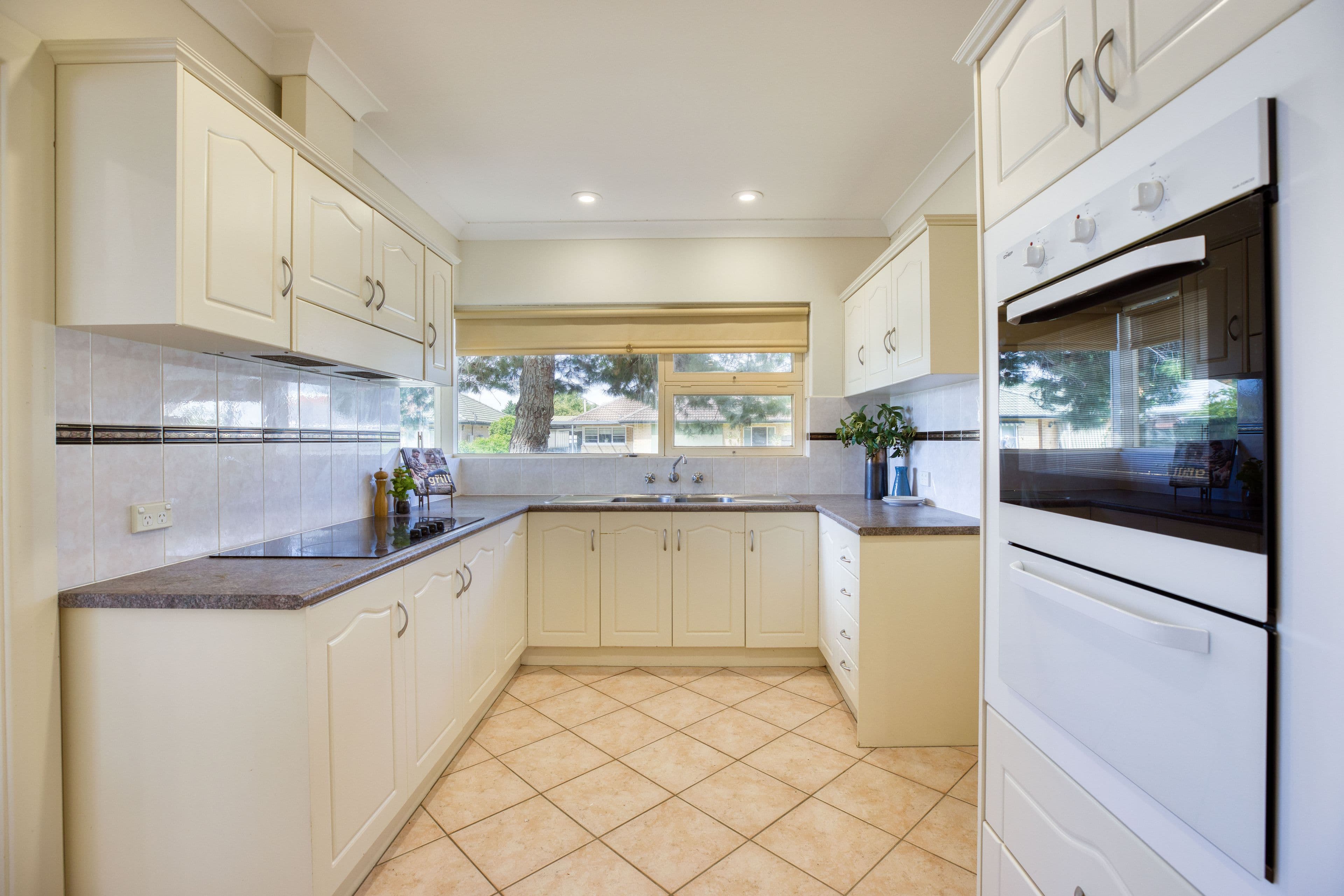 1 Montana Drive, Novar Gardens SA 5040, Novar Gardens - Thumbnail 6