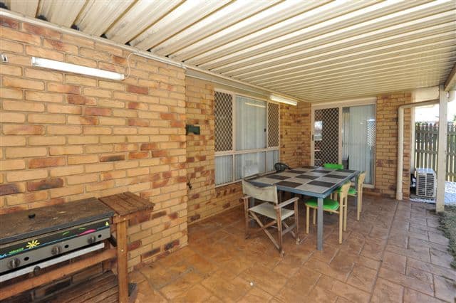 16 Satinwood Court, GLENVALE QLD 4350, Glenvale - Thumbnail 3