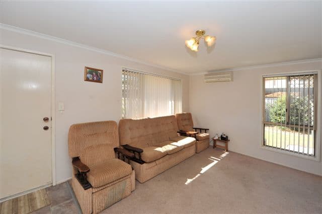 16 Satinwood Court, GLENVALE QLD 4350, Glenvale - Thumbnail 6