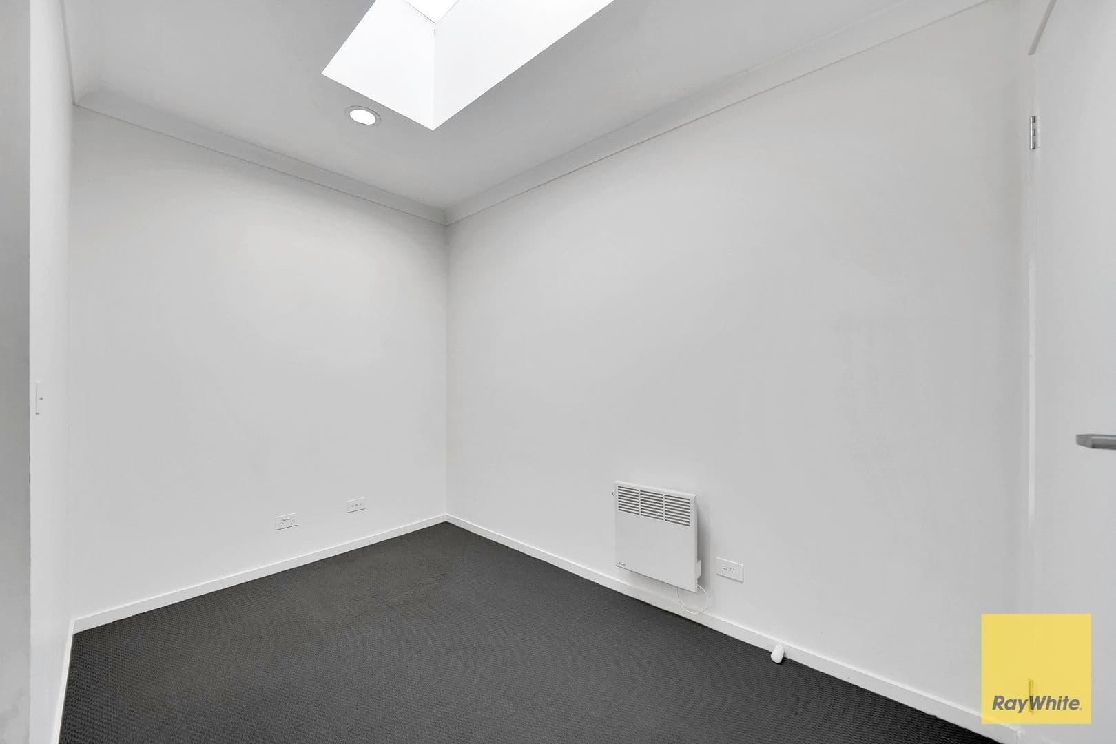 14 Luna Way, Point Cook VIC 3030, Point Cook - Thumbnail 8