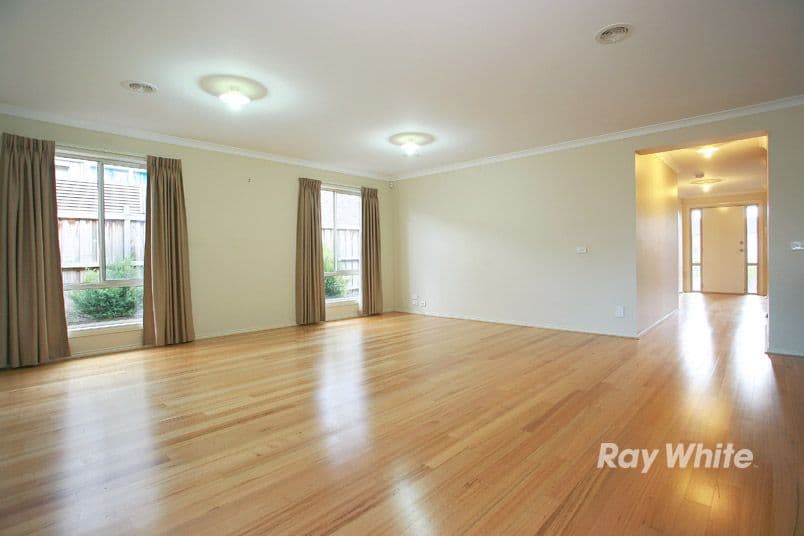 41 Thunderbolt Drive, CRANBOURNE EAST VIC 3977, Cranbourne East - Thumbnail 4
