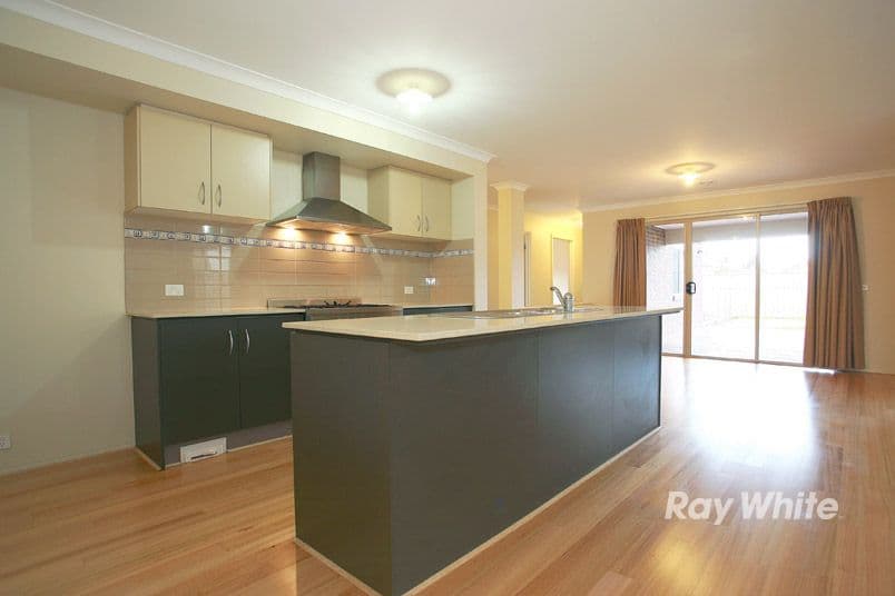 41 Thunderbolt Drive, CRANBOURNE EAST VIC 3977, Cranbourne East - Thumbnail 7