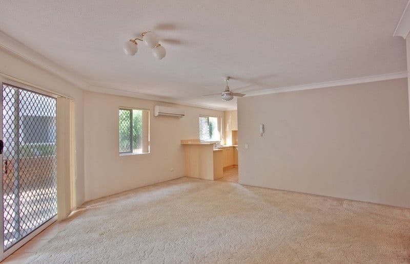 1 'Lynda Lodge' 14 Second Avenue, BROADBEACH QLD 4218, Broadbeach - Thumbnail 3