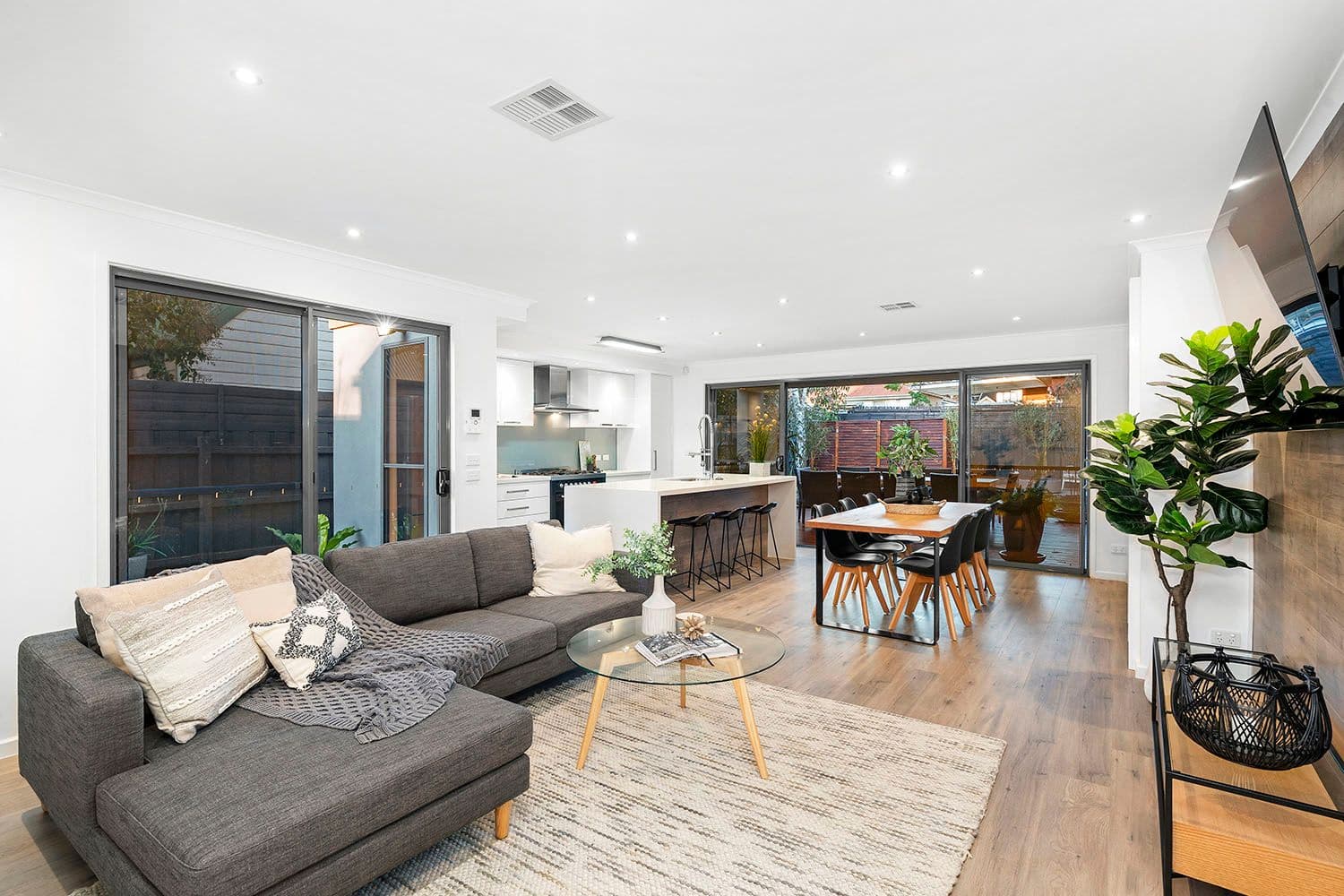 456B Bluff Road, Hampton VIC 3188, Hampton - Thumbnail 3