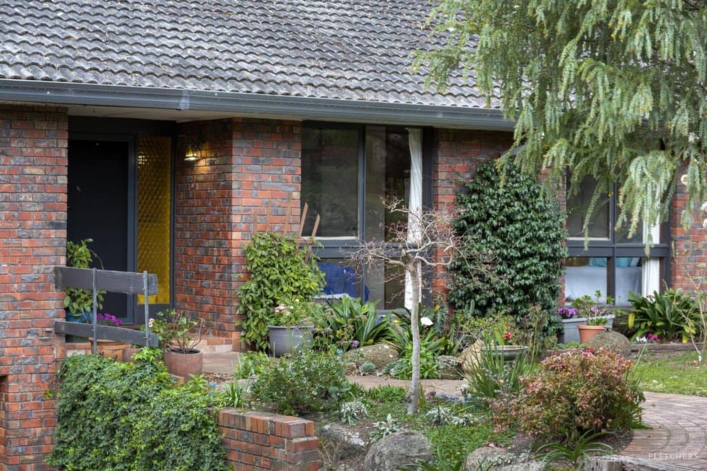 135 Research-Warrandyte Road, North Warrandyte - Thumbnail 3