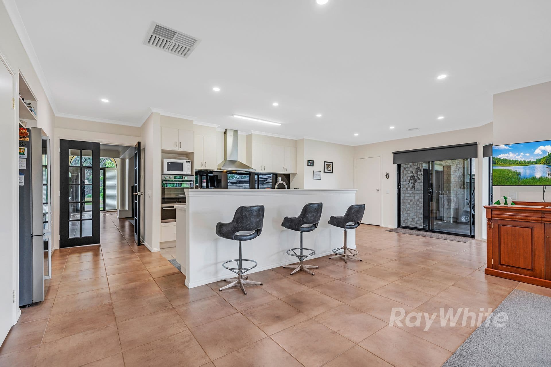 25 Kingfisher Drive West, Moama NSW 2731, Moama - Thumbnail 6