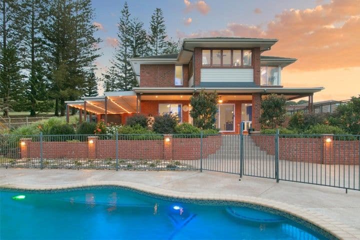 7 Nassau Avenue, Terranora - Thumbnail 2