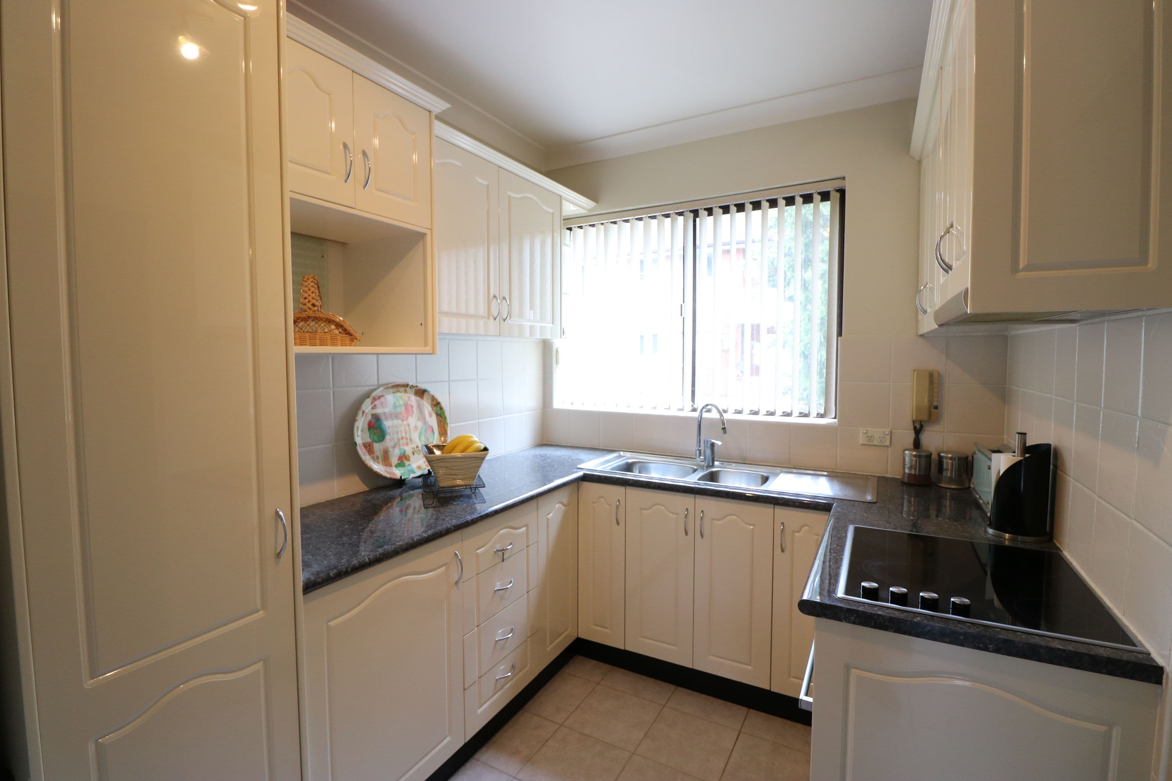 9 Clifford Avenue, Canley Vale NSW 2166, Canley Vale - Thumbnail 4
