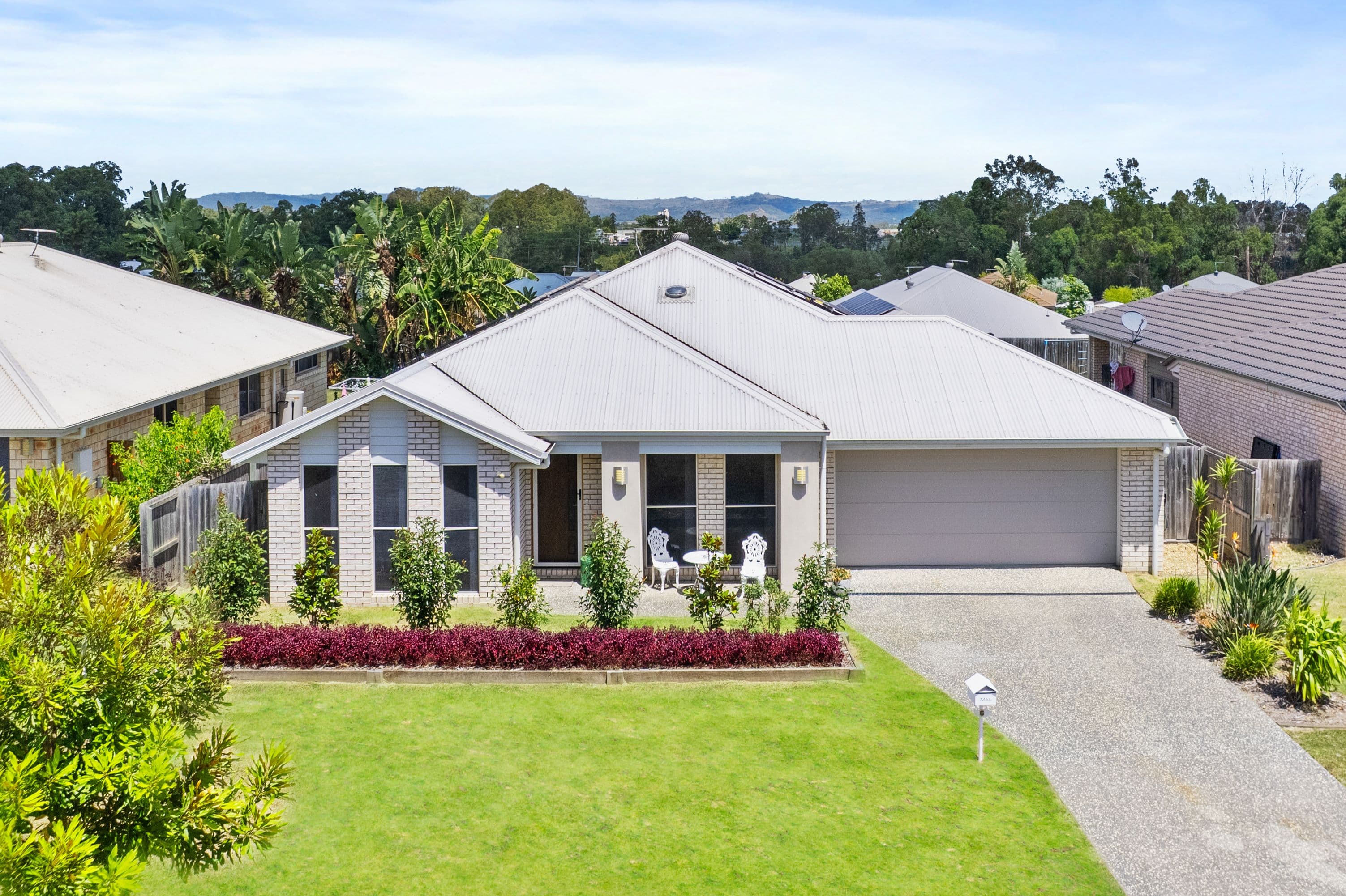 6 Brittany Court, Gleneagle QLD 4285, Gleneagle - Thumbnail 2