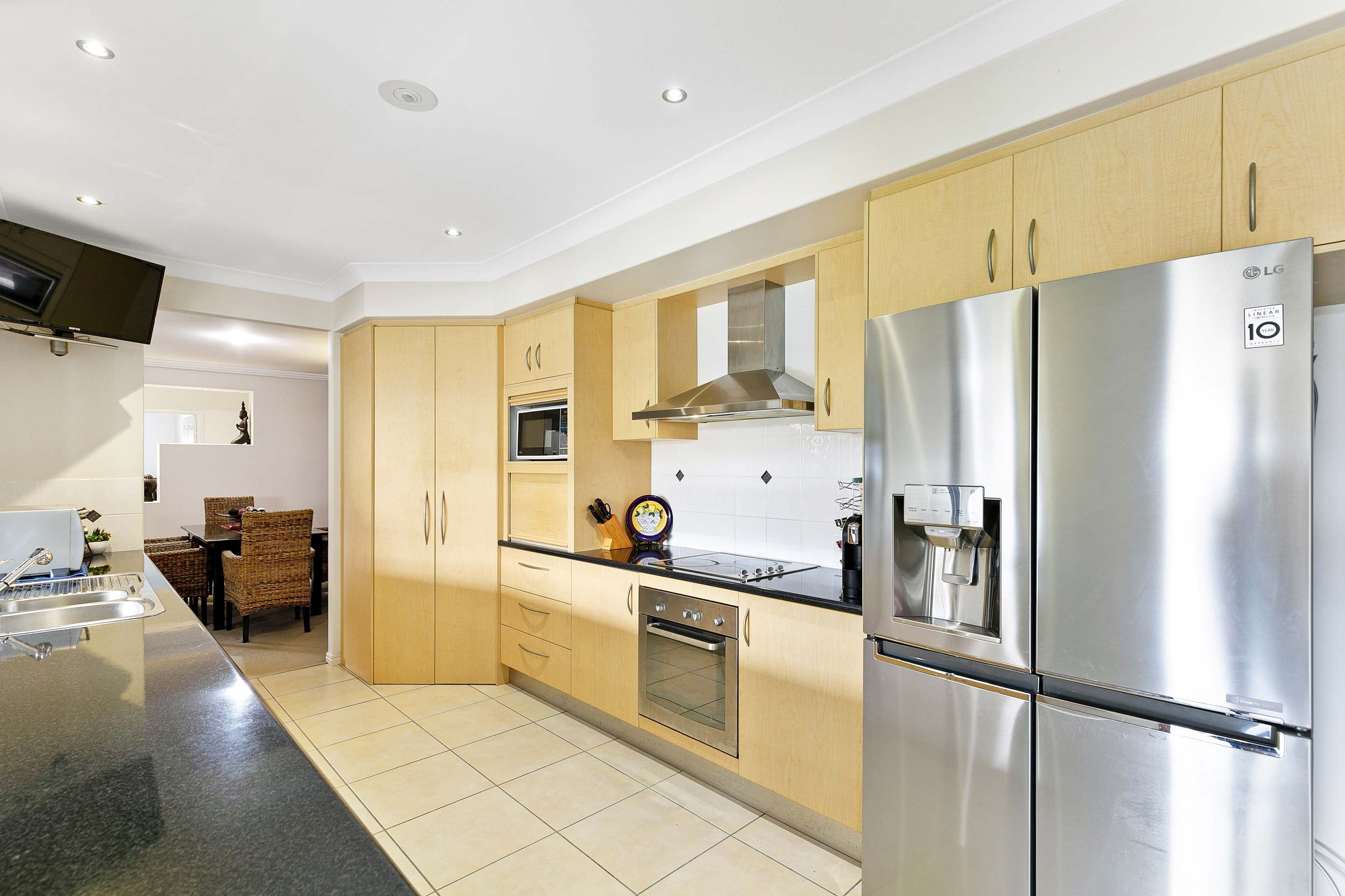 9 San Bromista Court, Urangan QLD 4655, Urangan - Thumbnail 5