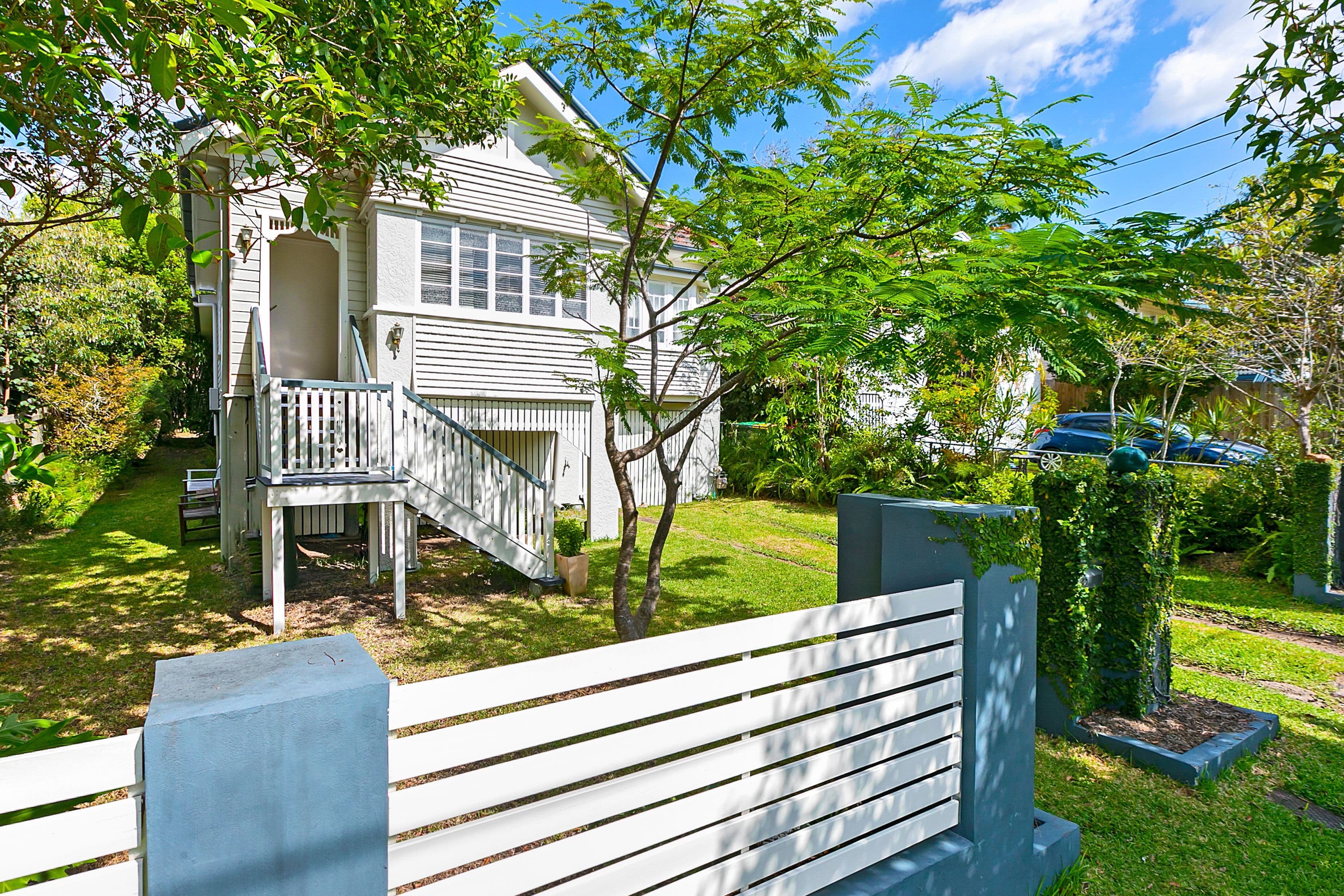 32 Beatrice Street, Hawthorne QLD 4171, Hawthorne - Thumbnail 2