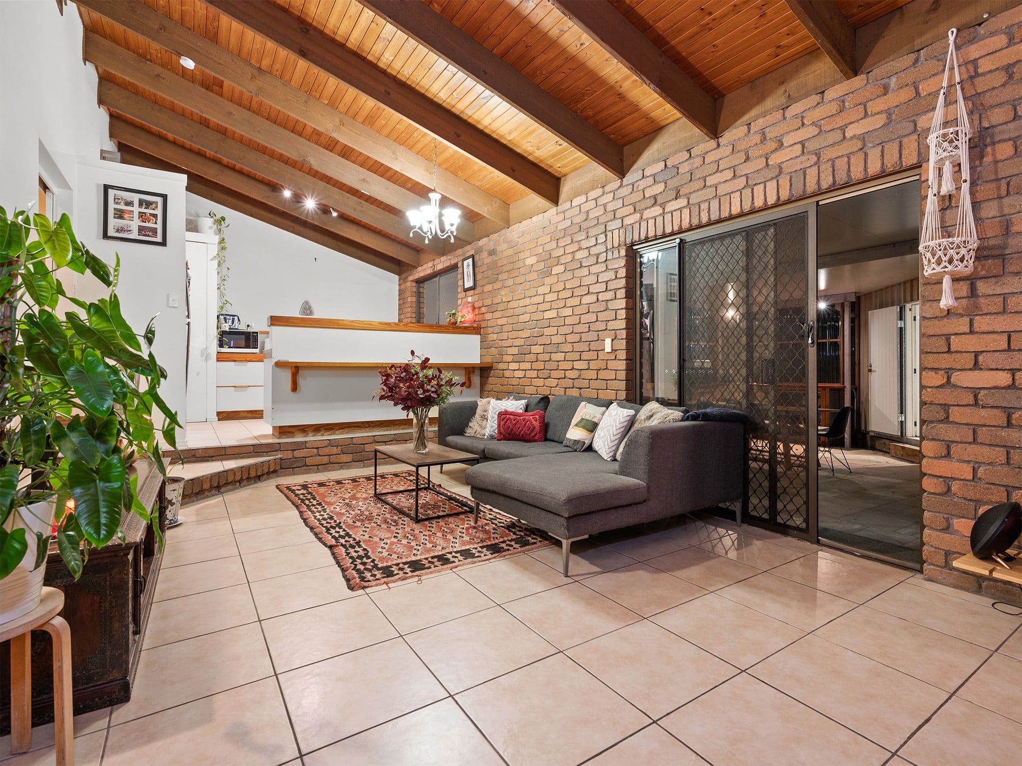 9 Gosford Court, Rochedale South QLD 4123, Rochedale South - Image 1