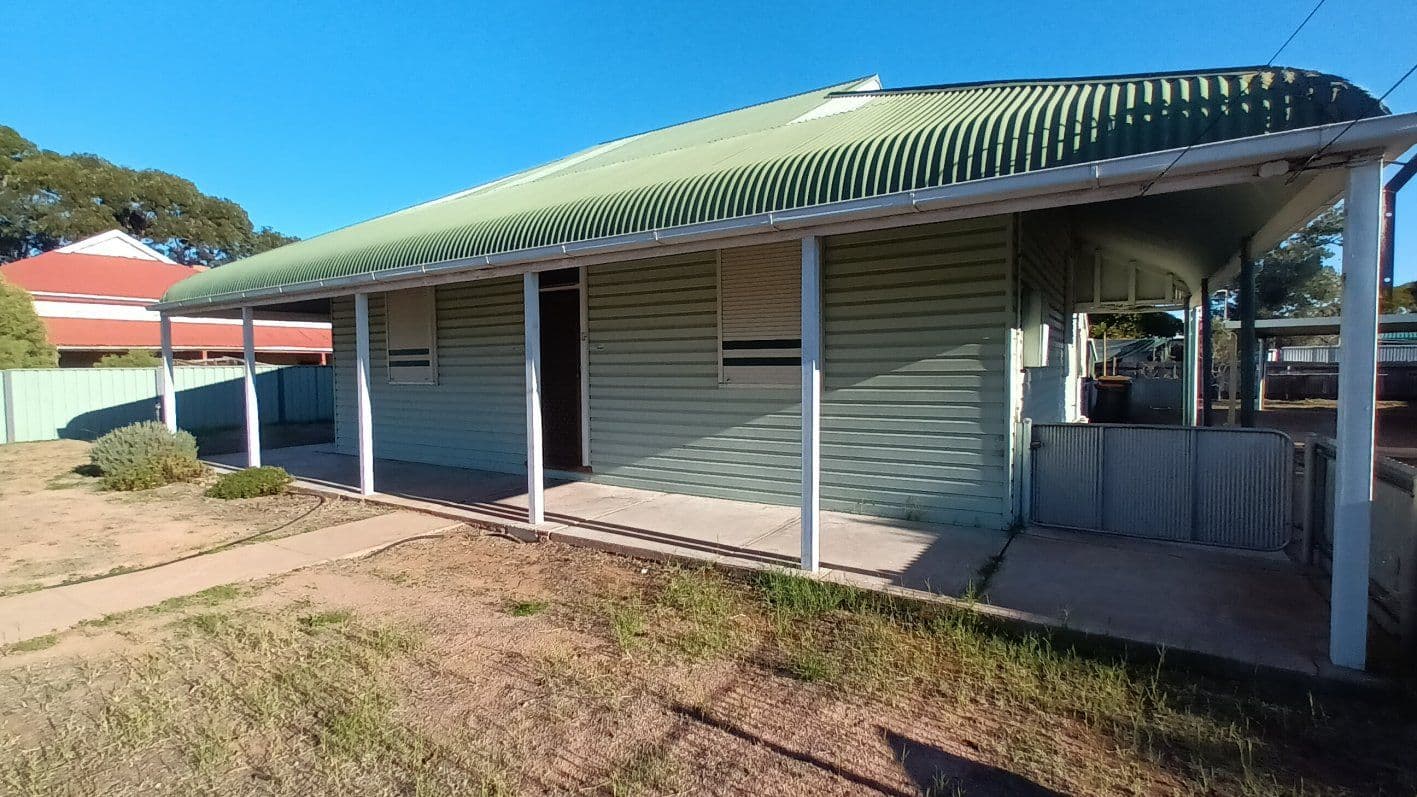 23 Eyre Highway, Port Augusta West SA 5700, Port Augusta West - Image 1