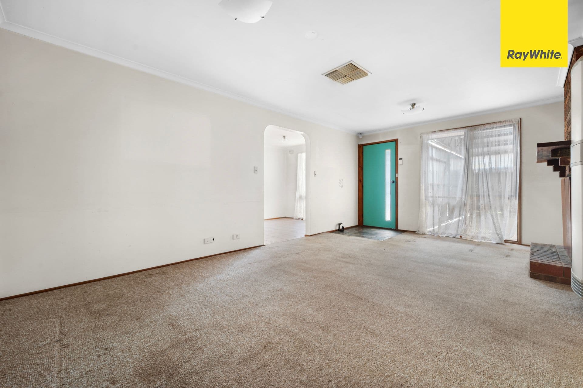 63 Grace Street, Melton South VIC 3338, Melton South - Thumbnail 4