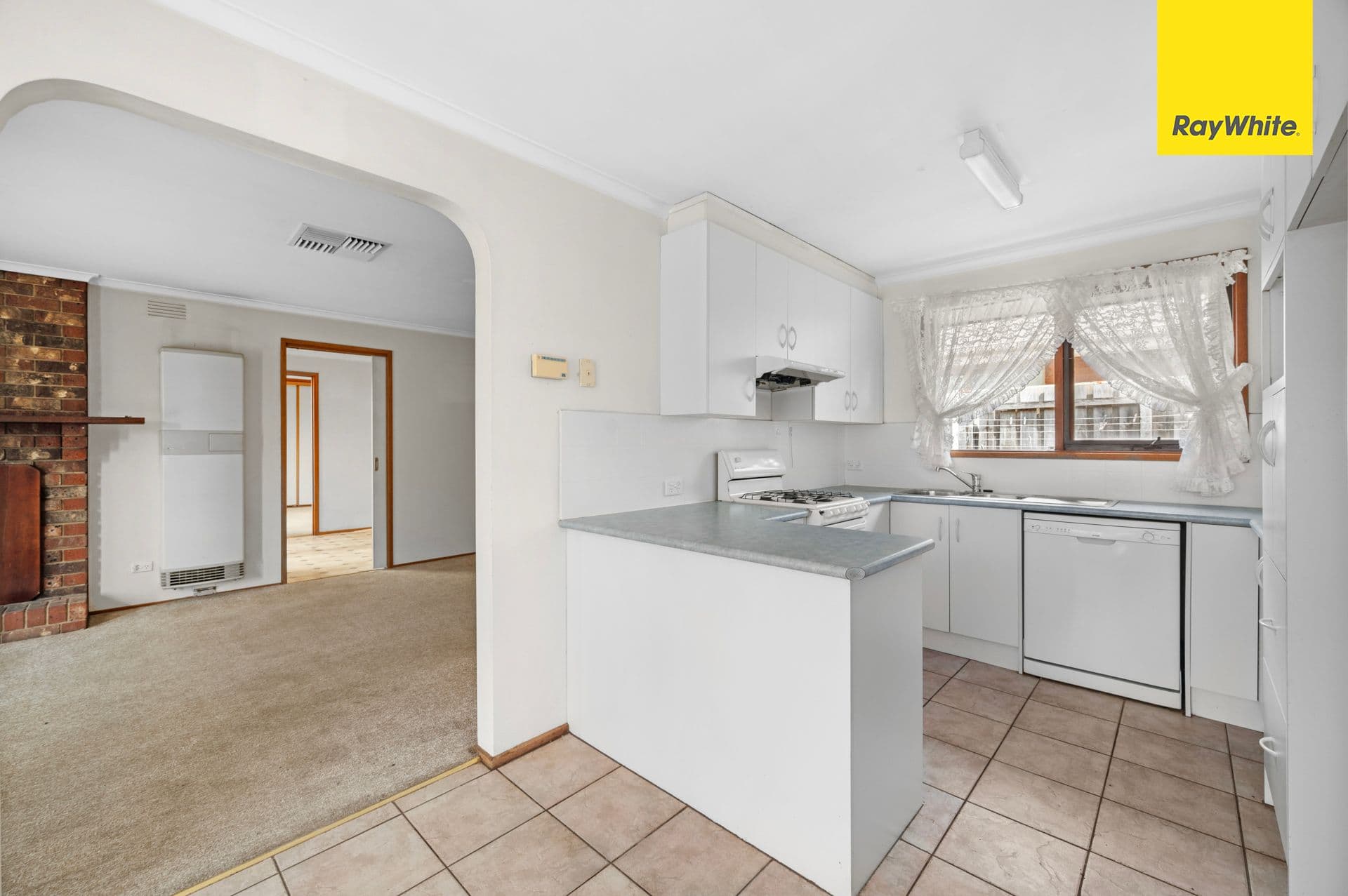 63 Grace Street, Melton South VIC 3338, Melton South - Thumbnail 5