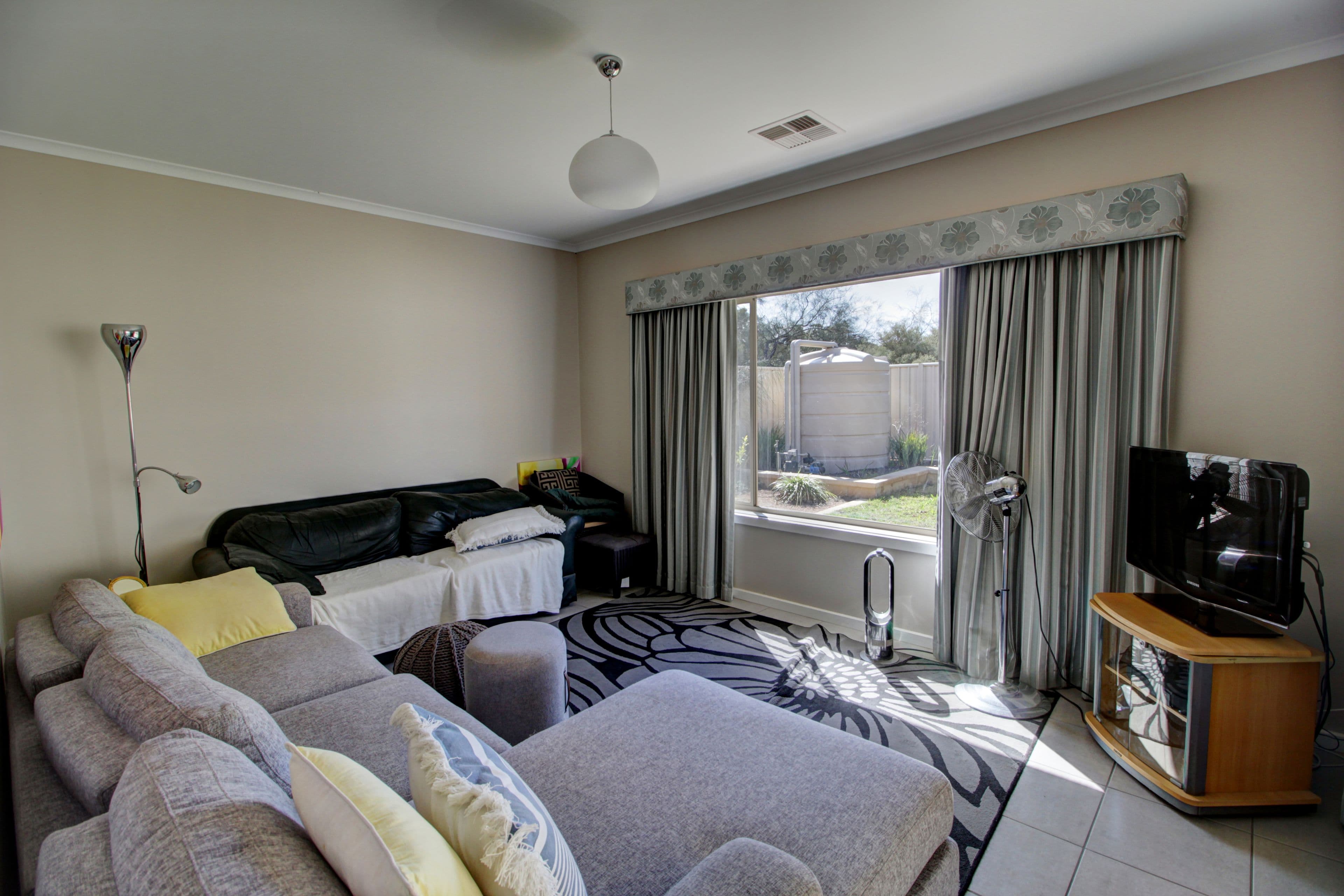 5 Cook Street, Renmark SA 5341, Renmark - Thumbnail 2