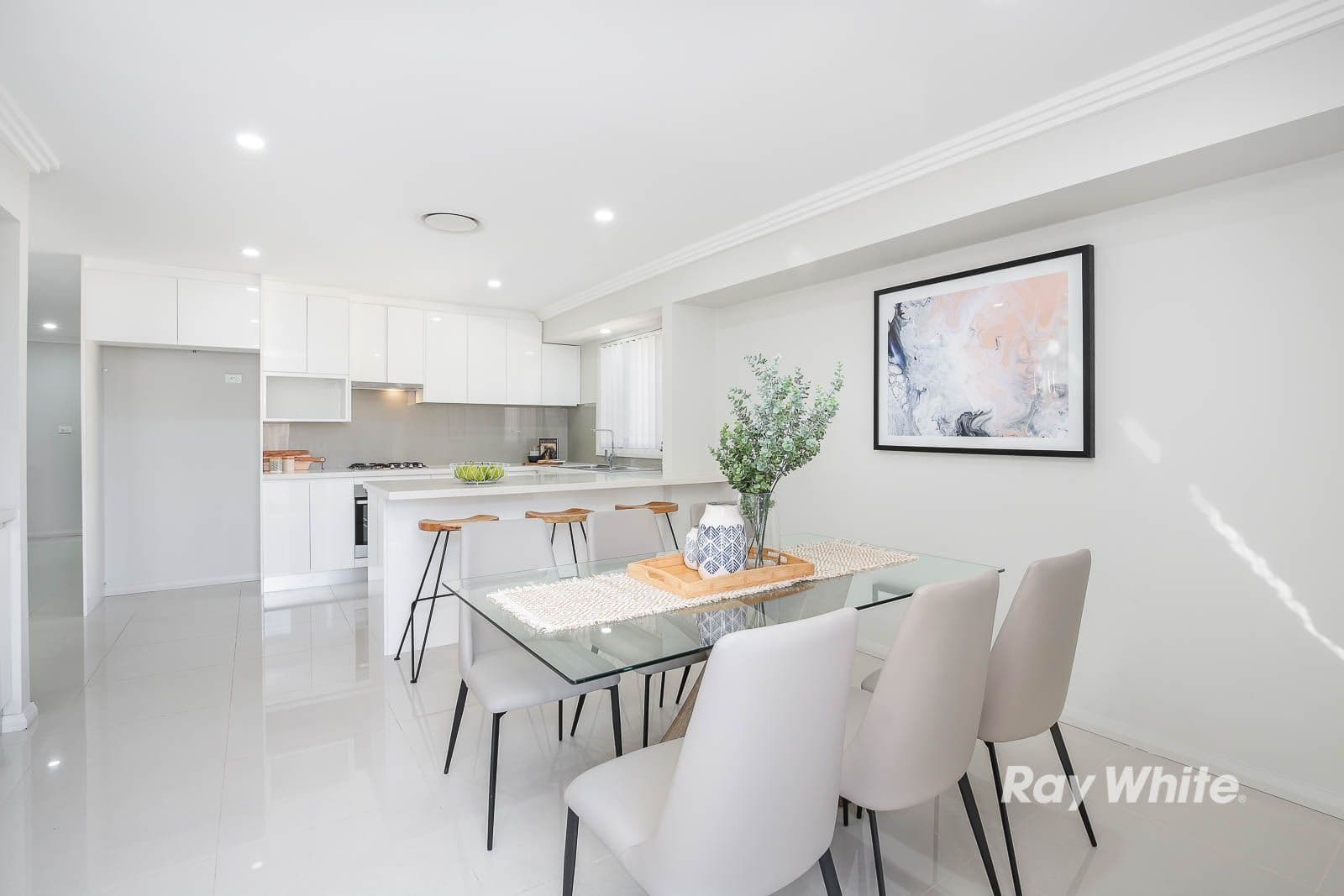 15 Corio Drive, St Clair - Thumbnail 5