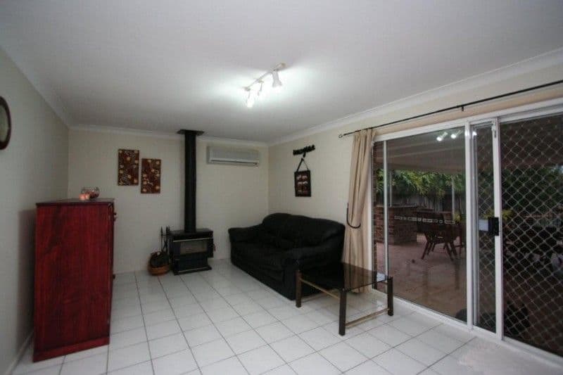 69 Hanlon Street, TANAH MERAH QLD 4128, Tanah Merah - Thumbnail 7