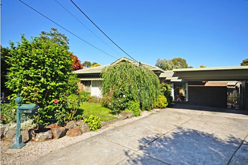 13 Blenheim Avenue, GLEN WAVERLEY VIC 3150, Glen Waverley - Image 1