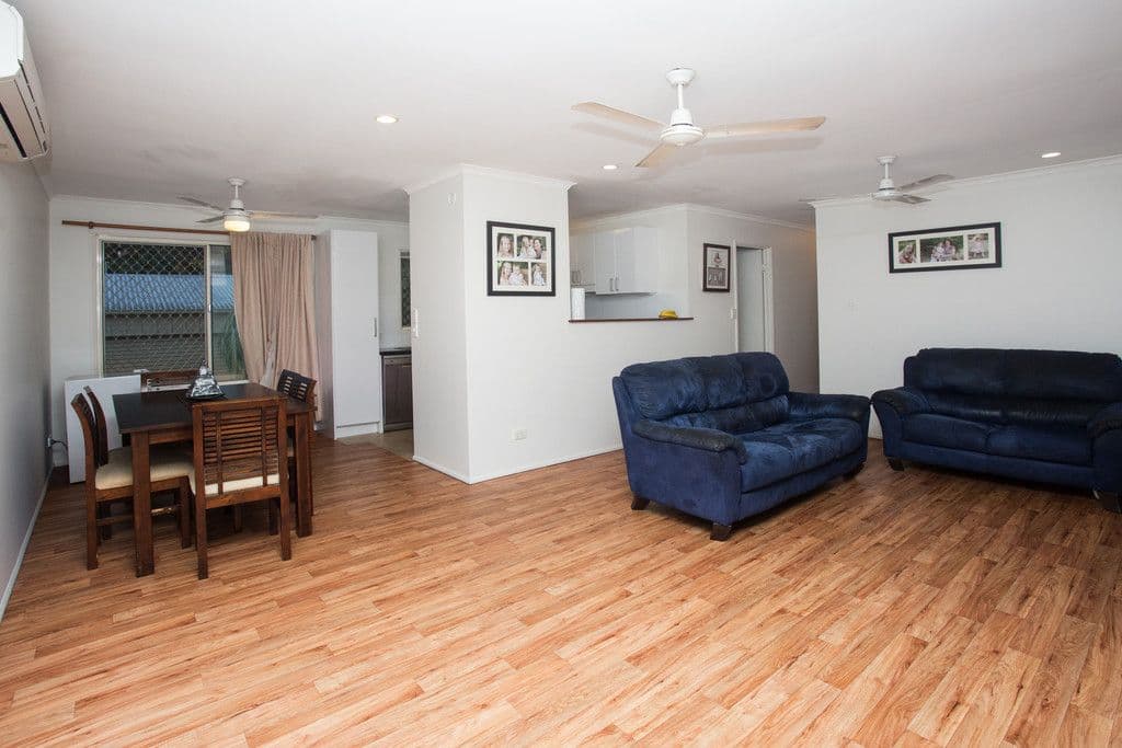 10 Lupton Place, Cannonvale QLD 4802, Cannonvale - Thumbnail 3