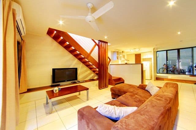 23 Echlin Street, WEST END QLD 4810, West End - Thumbnail 4