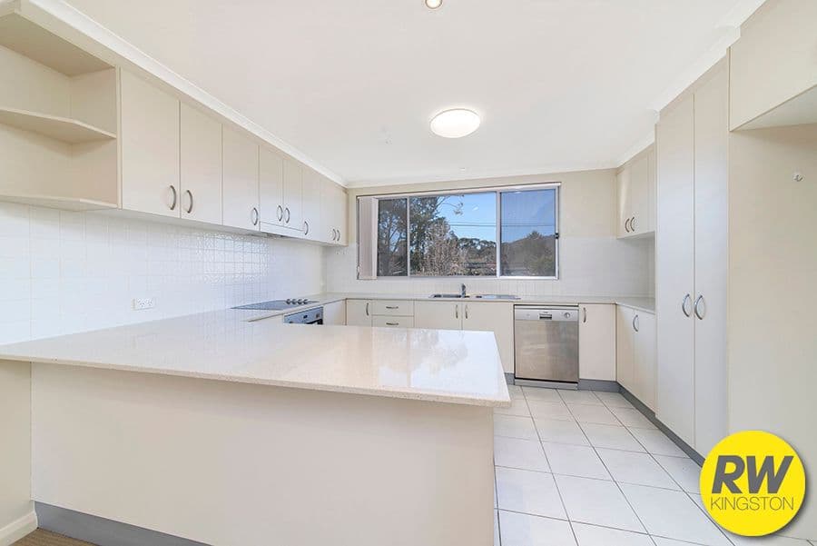 2 Quarterdeck Road, Sandhurst, Sandhurst - Thumbnail 4