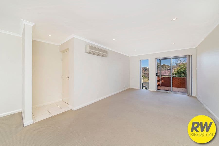 2 Quarterdeck Road, Sandhurst, Sandhurst - Thumbnail 8