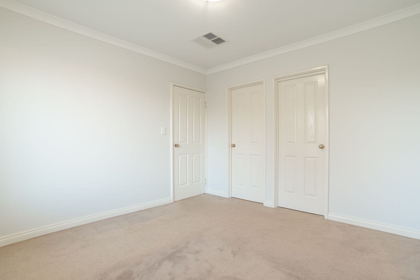 122 Thomas Street, Queens Park WA 6107, Queens Park - Thumbnail 5