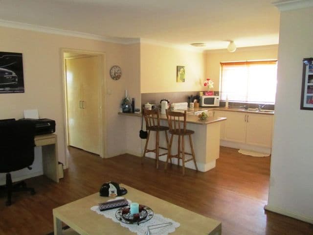 6 Woodley Way, PARMELIA WA 6167, Parmelia - Thumbnail 4