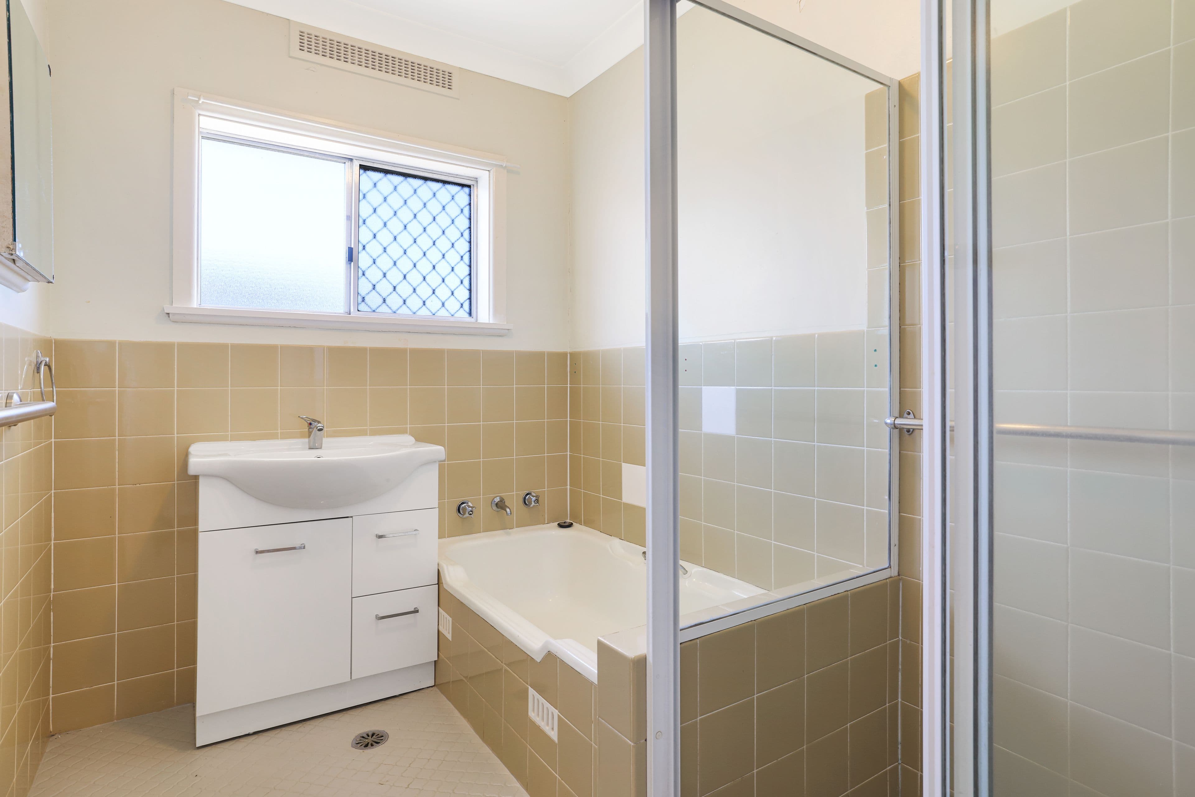20 Campbell Street, Tamworth NSW 2340, Tamworth - Thumbnail 7