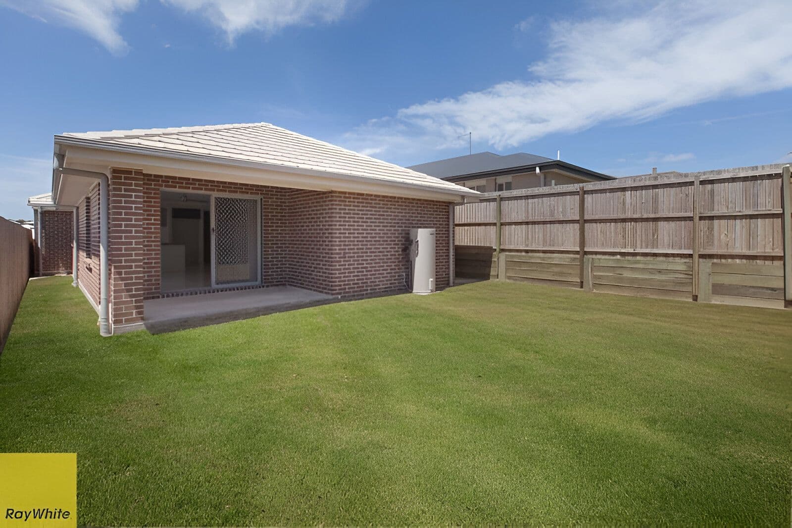 34 Leigh Crescent, Dakabin QLD 4503, Dakabin - Thumbnail 2
