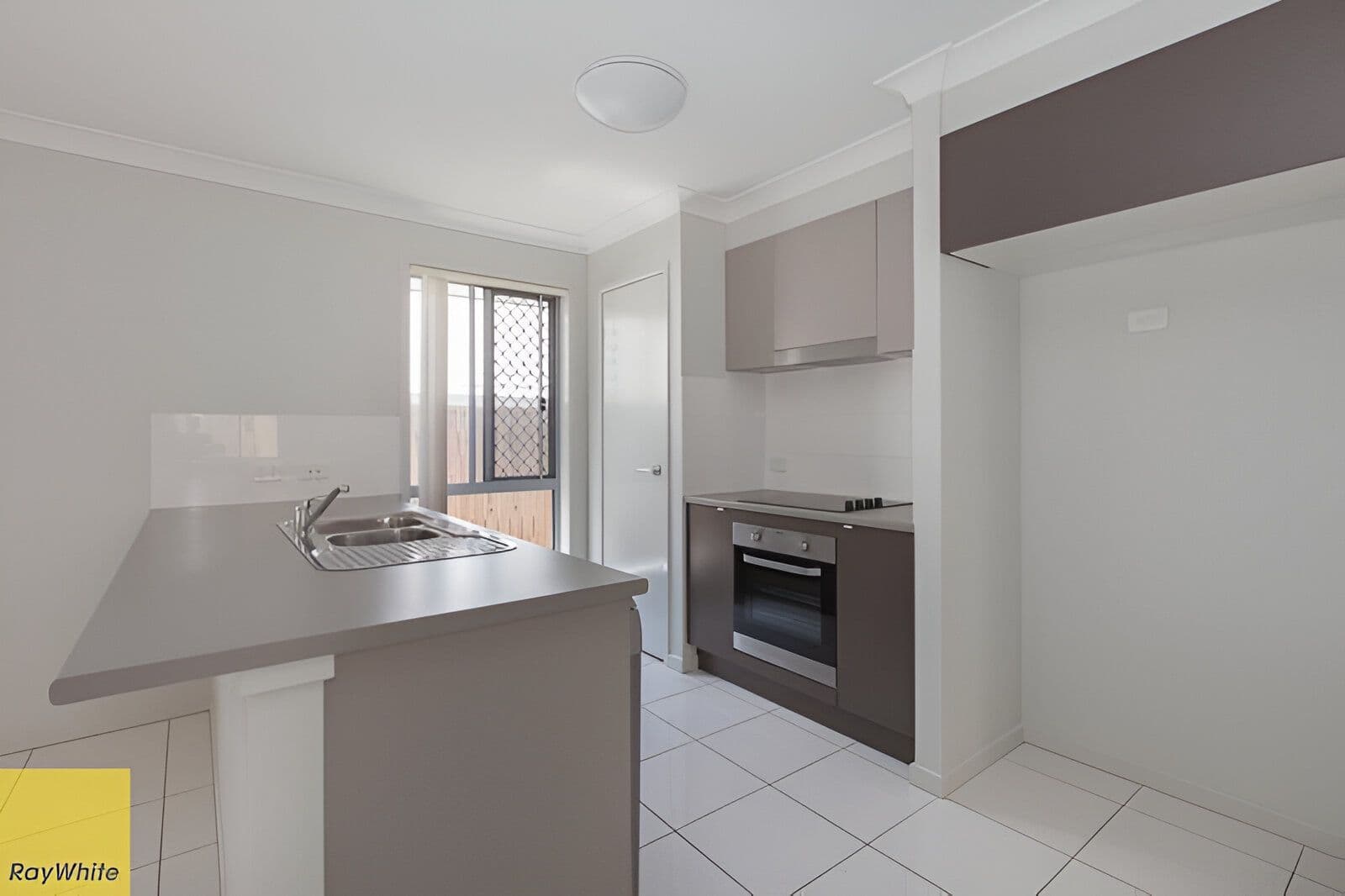 34 Leigh Crescent, Dakabin QLD 4503, Dakabin - Thumbnail 6