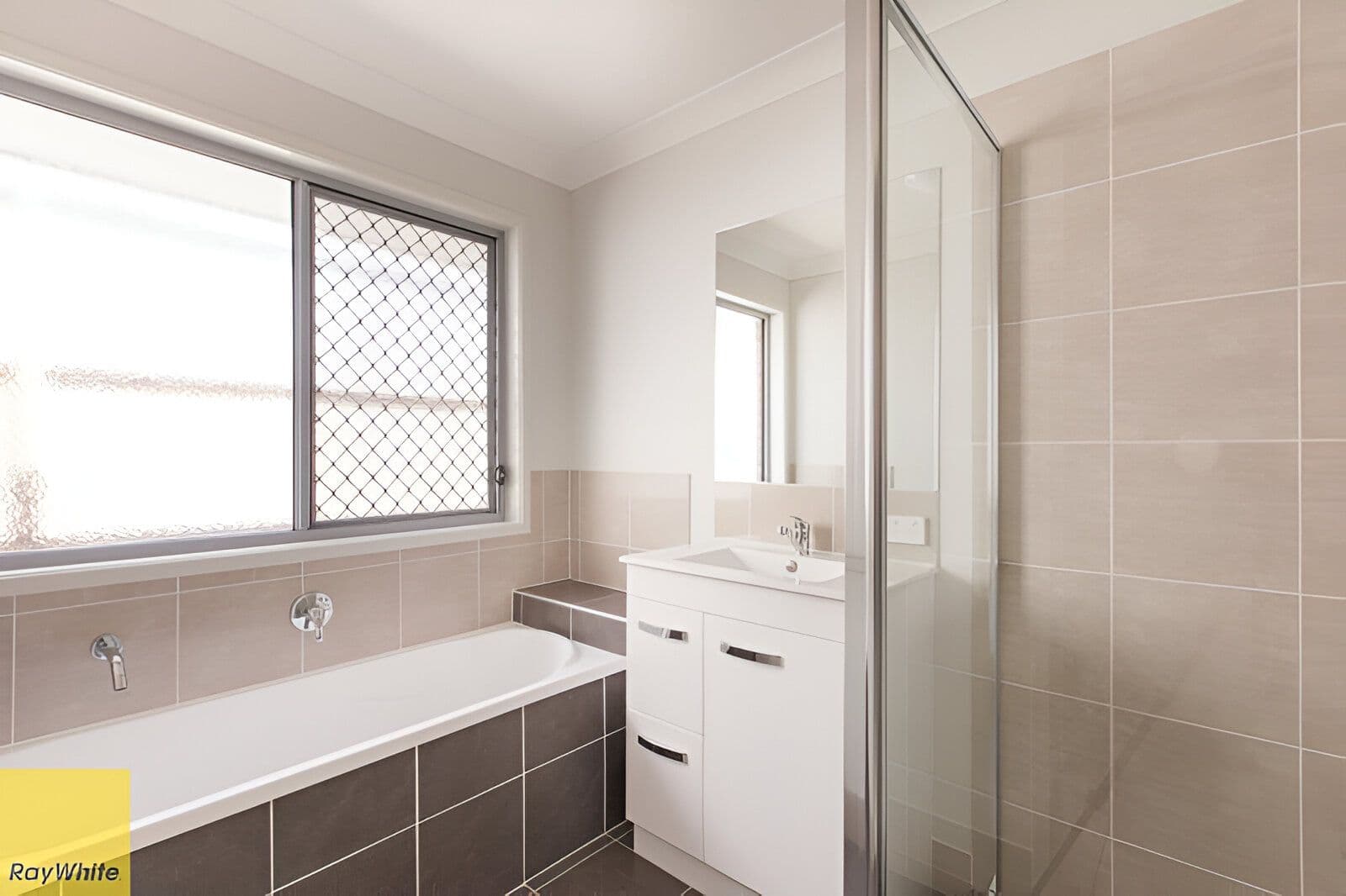 34 Leigh Crescent, Dakabin QLD 4503, Dakabin - Thumbnail 8