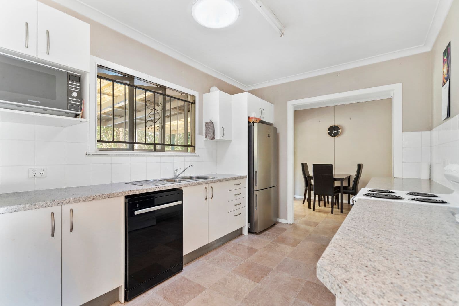 24 Cropthorne Street, Tarragindi QLD 4121, Tarragindi - Thumbnail 8