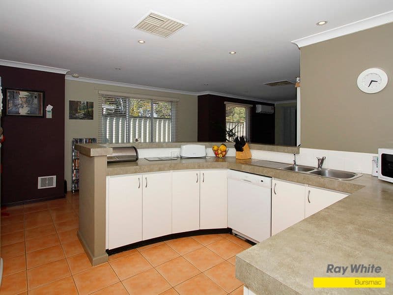 51 Hamelin Drive, BALLAJURA WA 6066, Ballajura - Thumbnail 3