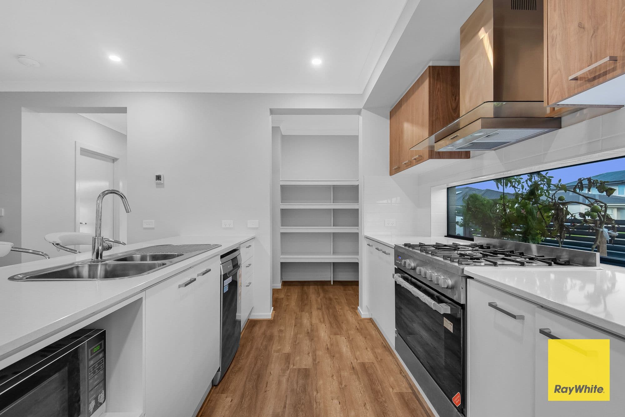 18 Chloe Street, Tarneit VIC 3029, Tarneit - Thumbnail 8